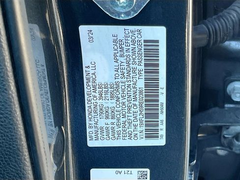 Used 2024 Honda Civic LX image 29