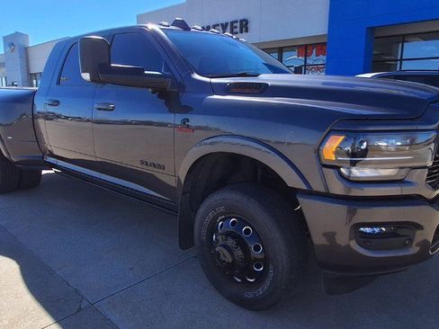 Used 2022 RAM 3500 Limited image 2