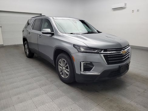 Used 2023 Chevrolet Traverse LT image 13