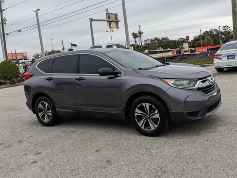 Used 2019 Honda CR-V LX image 7