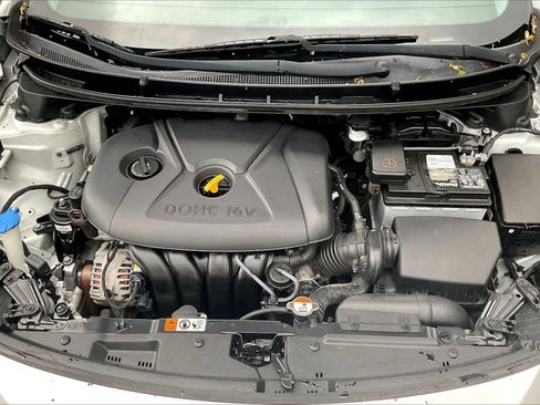 Used 2013 Hyundai Elantra GT FWD image 27