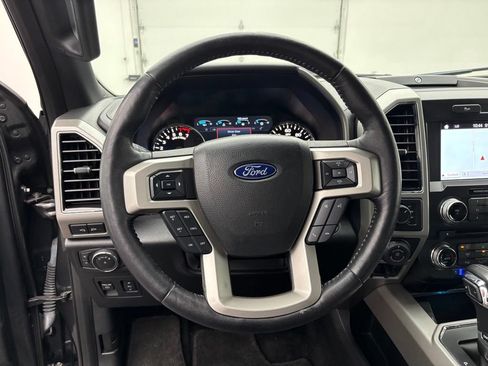 Used 2018 Ford F150 Lariat w/ Equipment Group 502A Luxury AWD/4WD image 19