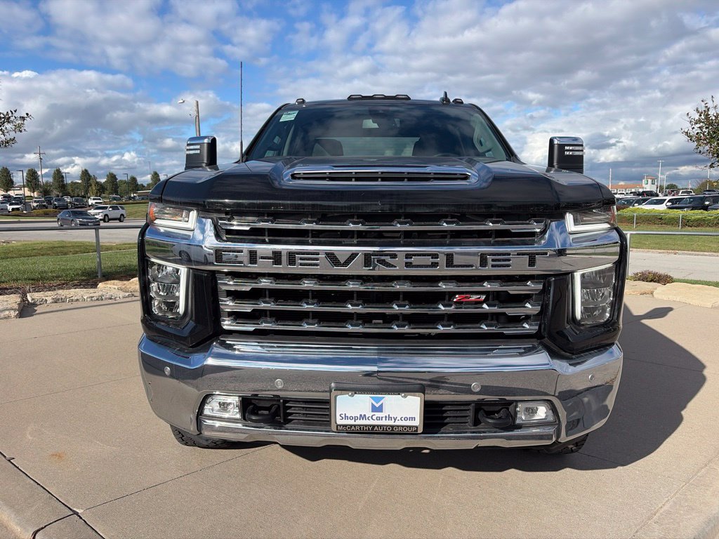 Used 2022 Chevrolet Silverado 2500 LTZ w/ Safety Package AWD/4WD image 3