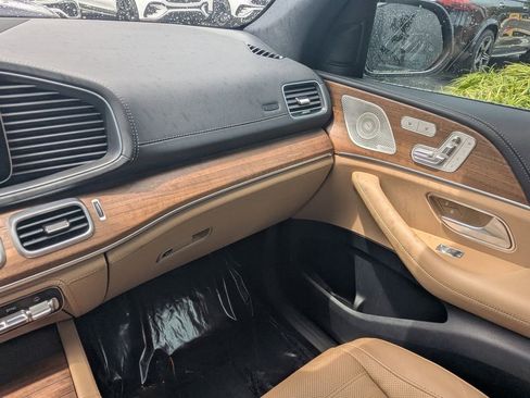 Certified 2025 Mercedes-Benz GLE 350 4MATIC image 4