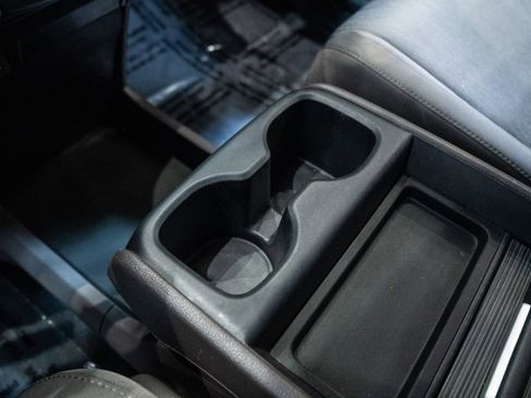 Used 2019 Honda Odyssey EX image 28