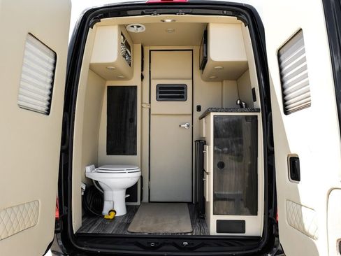 Used 2020 Mercedes-Benz Sprinter 3500 w/ Windows All Around Package image 75