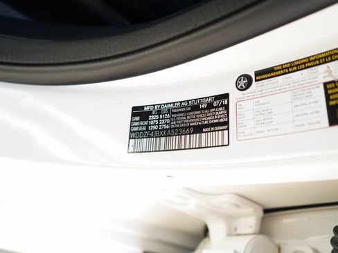 Used 2019 Mercedes-Benz E 300 image 39