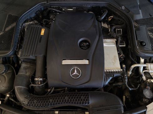 Used 2018 Mercedes-Benz C 300 Sedan w/ Premium Package image 30
