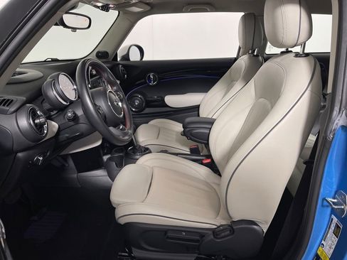 Used 2019 MINI Cooper S w/ Driver Assistance Package image 12