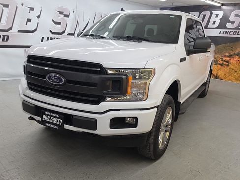 Used 2020 Ford F150 XLT w/ Equipment Group 302A Luxury AWD/4WD image 17