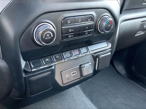 Used 2023 Chevrolet Silverado 1500 Custom AWD/4WD image 34
