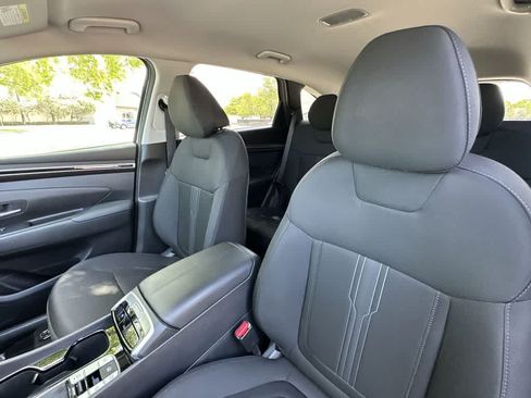 Used 2024 Hyundai Tucson SEL FWD image 14