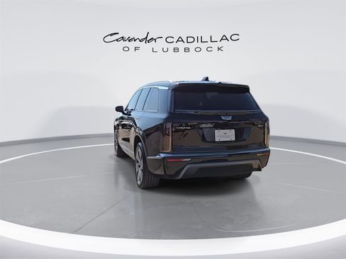 New 2026 Cadillac Vistiq Luxury w/ LPO, Floor Liner Package image 7