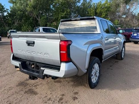Used 2024 Toyota Tacoma SR5 AWD/4WD image 6