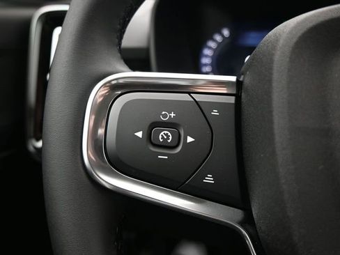 New 2026 Volvo XC40 B5 Plus w/ Protection Package Premier image 25