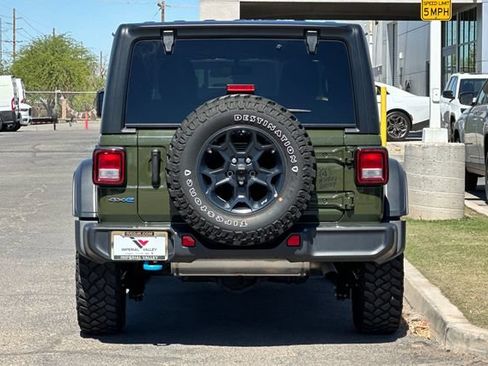 Used 2023 Jeep Wrangler Unlimited w/ 8.4" Radio Group AWD/4WD image 4