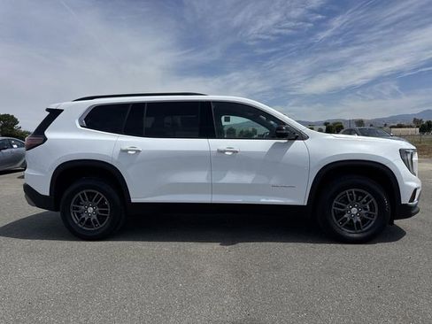New 2026 GMC Acadia Elevation FWD image 3