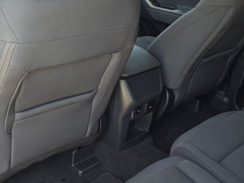 Used 2025 Ford Explorer Active RWD image 28