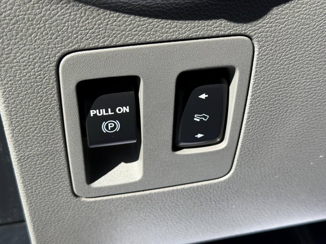 Used 2019 Ford F150 XLT w/ Equipment Group 301A Mid AWD/4WD image 19