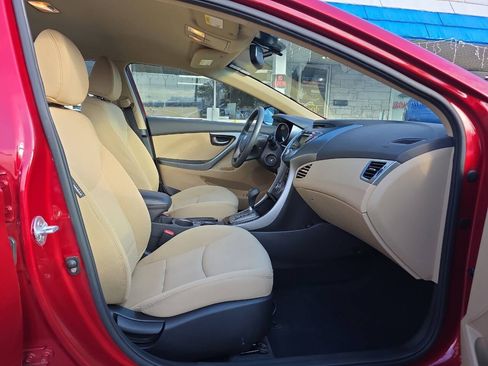 Used 2013 Hyundai Elantra GLS FWD image 29