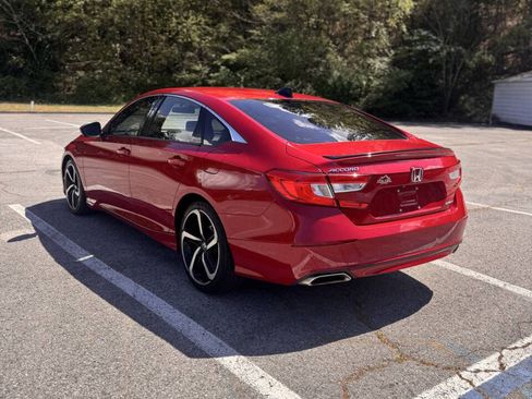 Used 2021 Honda Accord Sport image 5