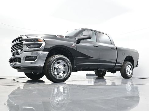 New 2026 RAM 2500 Tradesman w/ Chrome Appearance Group image 32
