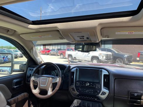 Used 2016 GMC Sierra 2500 Denali w/ Duramax Plus Package image 32