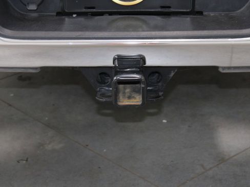 Used 2025 GMC Sierra 1500 SLT AWD/4WD image 9