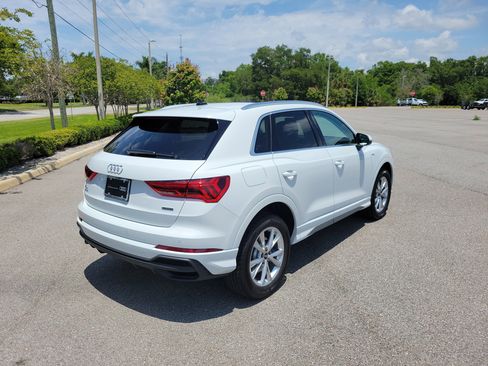 Used 2025 Audi Q3 2.0T Premium Plus w/ Premium Plus Package AWD/4WD image 4