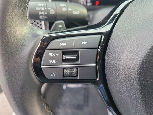 Certified 2024 Honda Civic Touring image 24