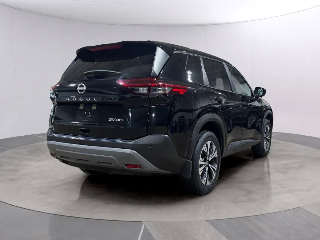 Used 2023 Nissan Rogue SV AWD/4WD image 3