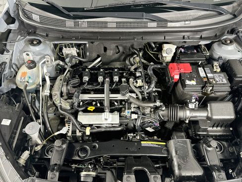 Used 2022 Nissan Kicks SV FWD image 30