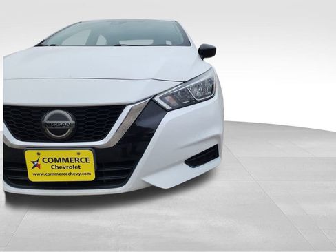 Used 2021 Nissan Versa S image 9