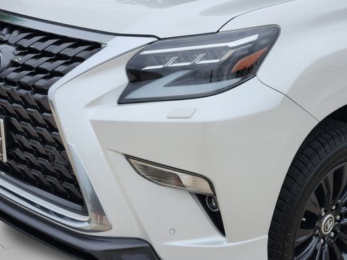 Certified 2023 Lexus GX 460 Luxury w/ Sport Design Package AWD/4WD image 38
