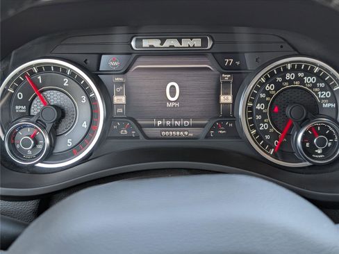 Used 2024 RAM 2500 Laramie AWD/4WD image 34