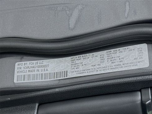 New 2025 Jeep Grand Cherokee Laredo X w/ Luxury Tech Group I image 33