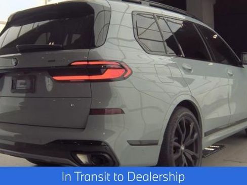 Certified 2024 BMW X7 xDrive40i w/ M Sport Package AWD/4WD image 4