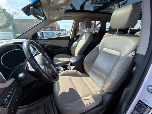 Used 2017 Hyundai Santa Fe Limited FWD image 15