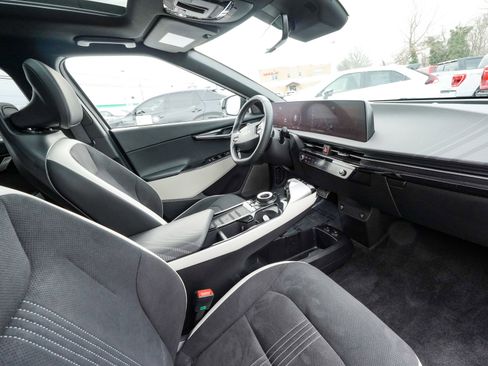 Used 2024 Kia EV6 GT-Line image 43