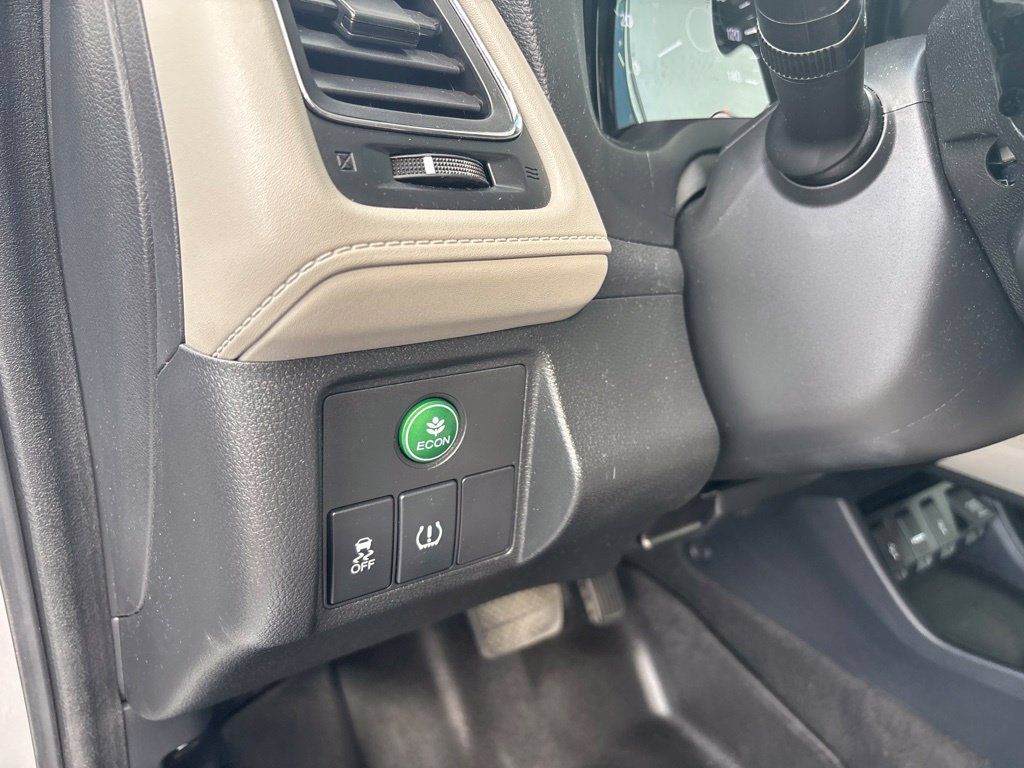 Used 2017 Honda HR-V EX image 5