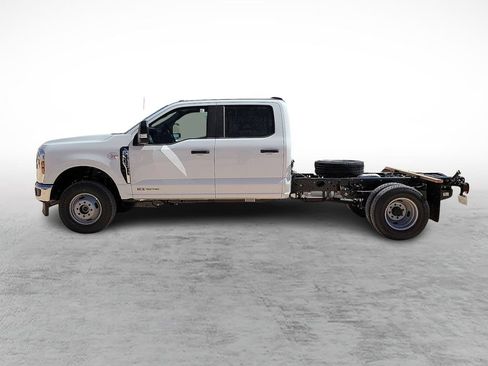 New 2026 Ford F350 XL w/ XL Chrome Package AWD/4WD image 6