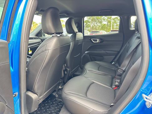 New 2026 Jeep Compass Latitude AWD/4WD image 15