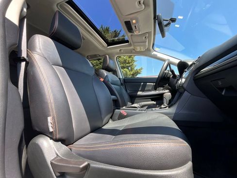 Used 2017 Subaru Crosstrek 2.0i Limited AWD/4WD image 12