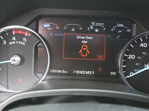 Used 2019 Ford F250 Lariat w/ Lariat Ultimate Package AWD/4WD image 32