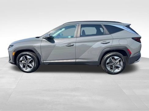 Used 2025 Hyundai Tucson SEL AWD/4WD image 2