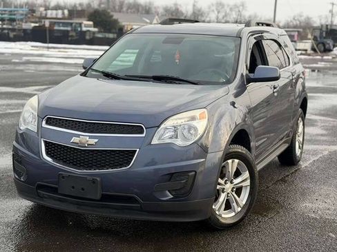 Used 2014 Chevrolet Equinox LT w/ Driver Convenience Package image 2