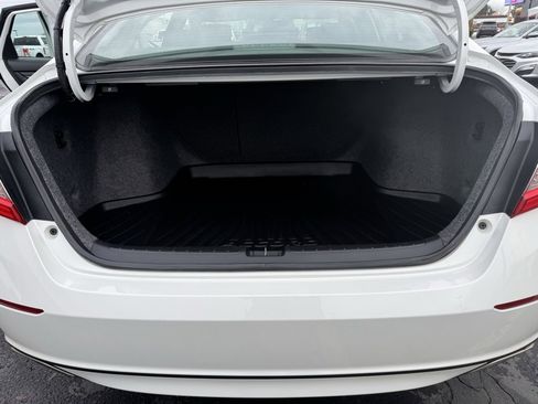 Used 2018 Honda Accord Sport image 21