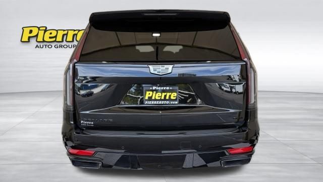Used 2023 Cadillac Escalade Sport w/ LPO, ONYX Package AWD/4WD image 3