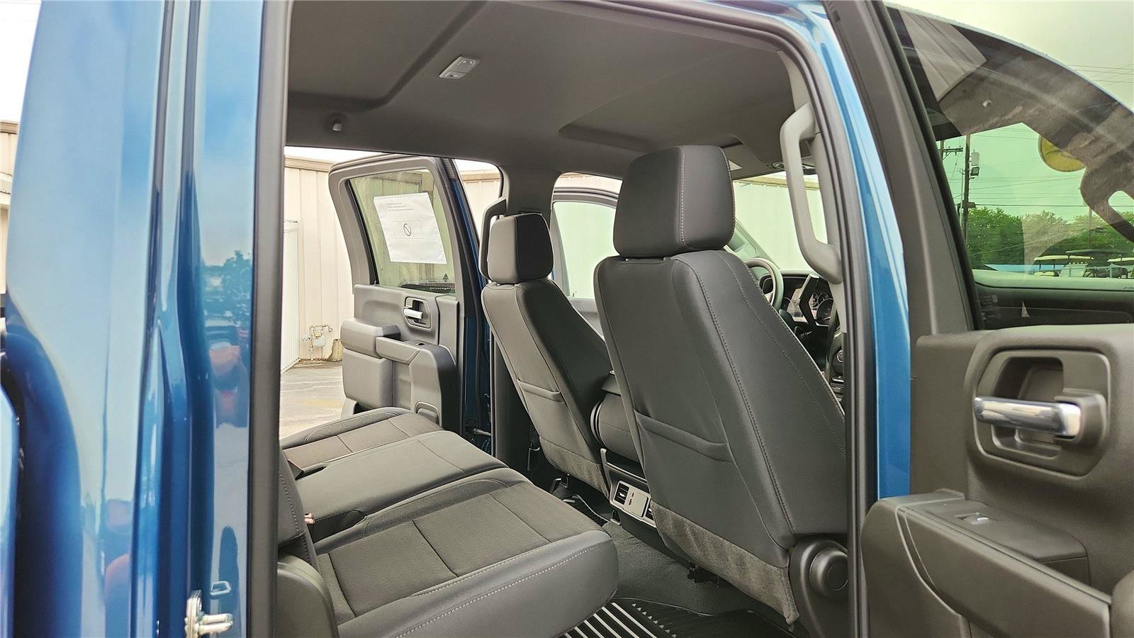 New 2026 Chevrolet Silverado 2500 Custom w/ Custom Value Package AWD/4WD image 24