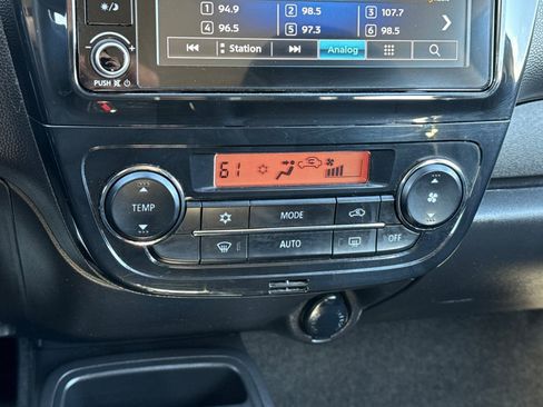 Used 2022 Mitsubishi Mirage ES image 19